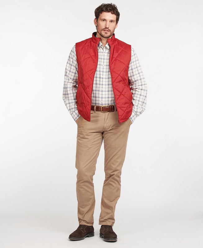 Red Barbour Finn Men's Vest | SBGA-37069